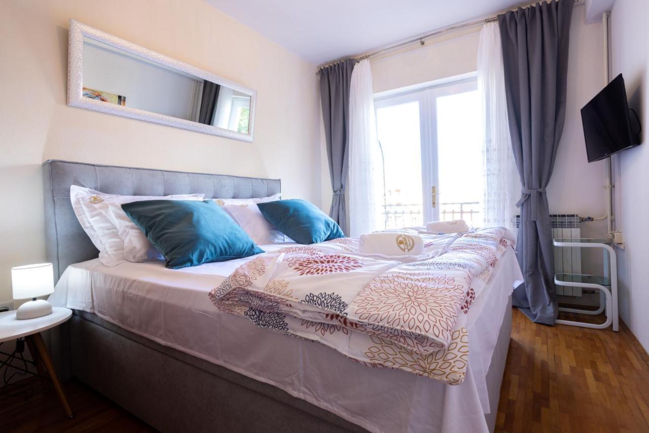 Apartments Lonzor I Selce Bagian luar foto